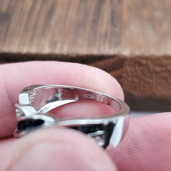 Size 6 925 Sterling Silver Blue And Clear Genuine Diamonds Ring - Picture 5 of 9